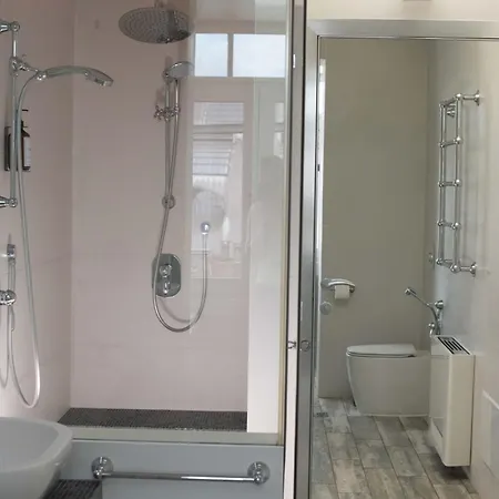 Апартаменты Luxury Flat With Terrace / Stunning Skyline View Милан