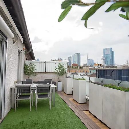 Апартаменты Luxury Flat With Terrace / Stunning Skyline View