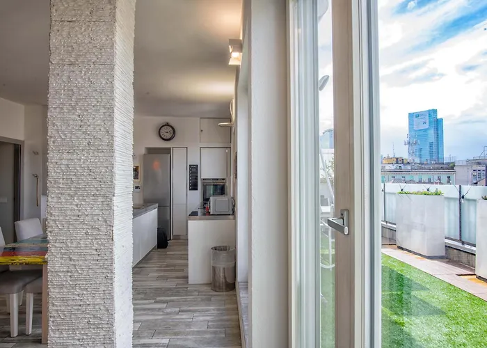 Luxury Flat With Terrace / Stunning Skyline View * Milano